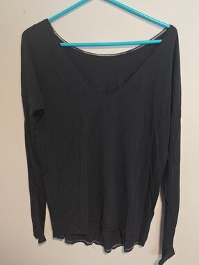 lululemon athletica Black Long-Sleeve V-Neck Top